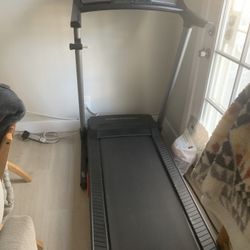 PRO FORM TREADMILL 
