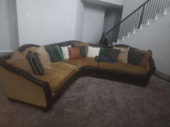 3 Piece Italian Sectional