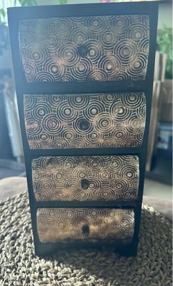 Table sized shelf tower