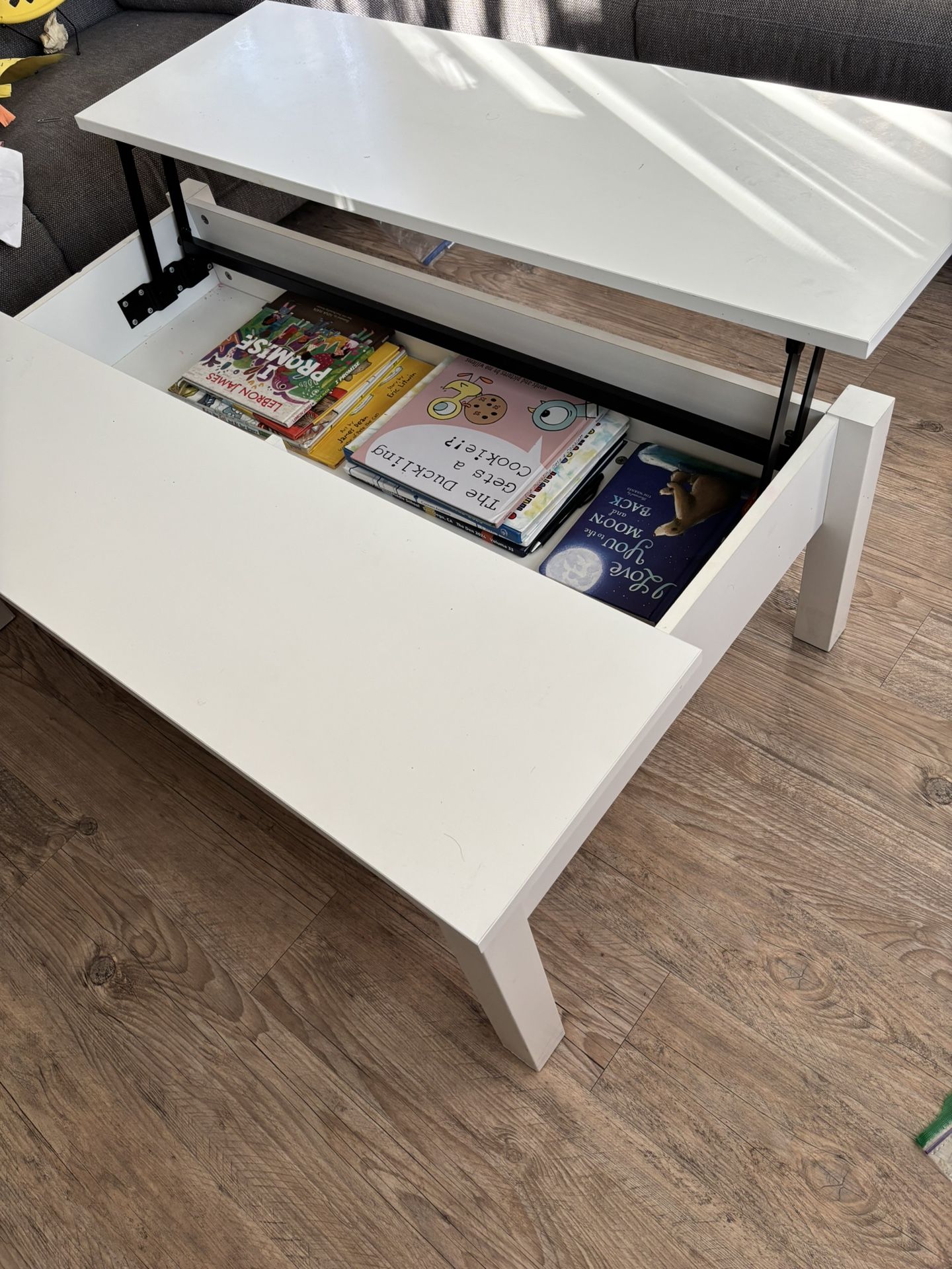 Coffee Table With Storage