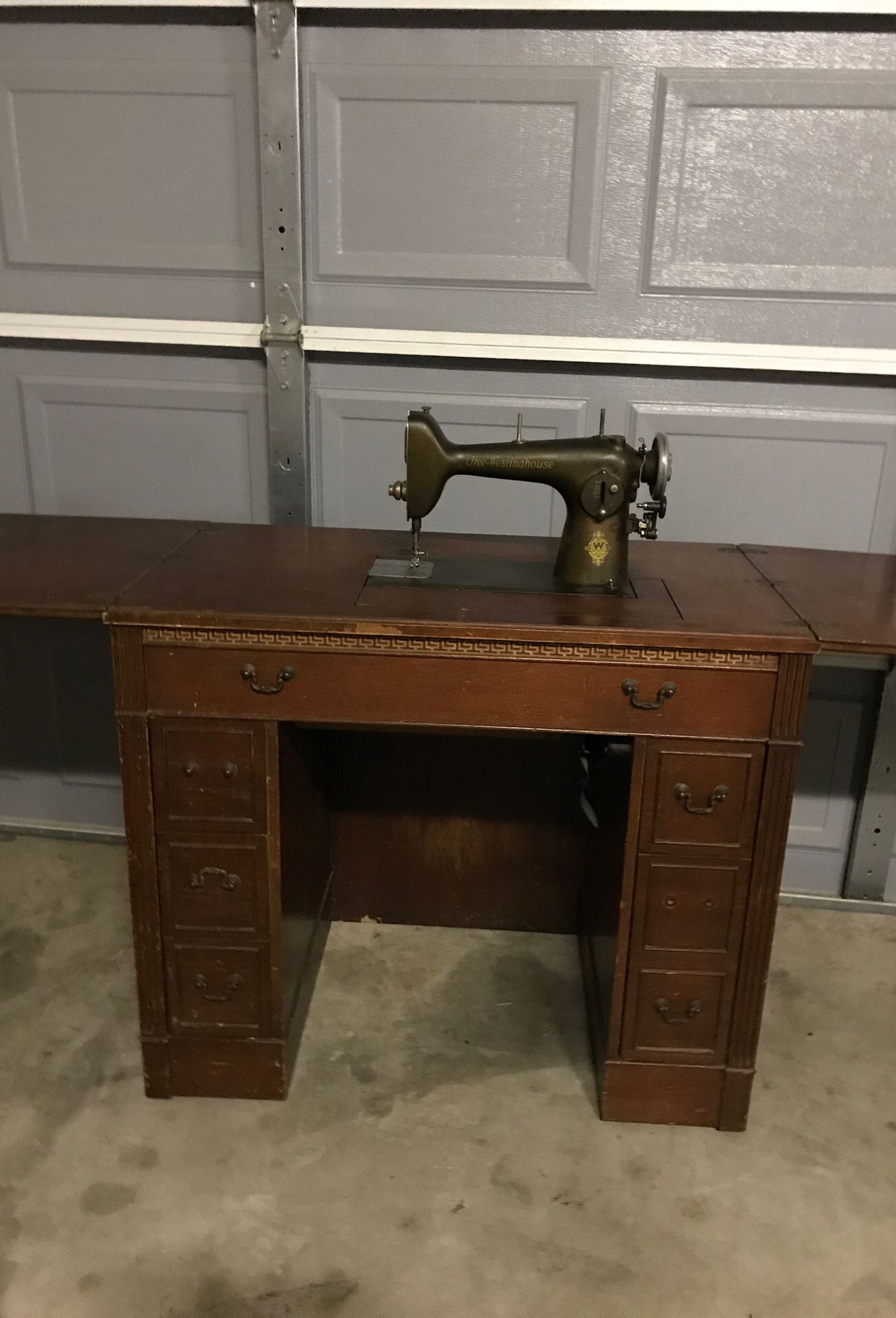 Antique Sewing Machine w Original Cabinet