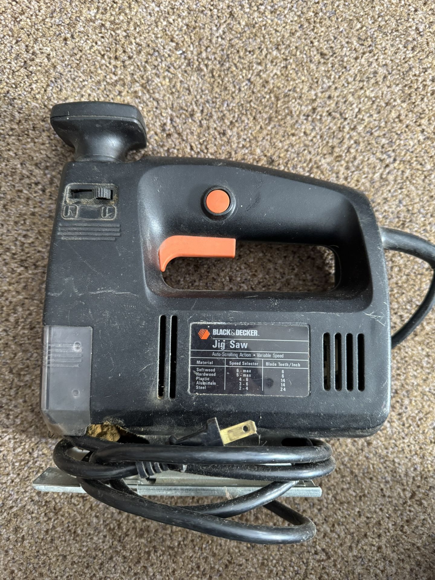 Black And Decker Jig Saw With Variable Speed And Scroll