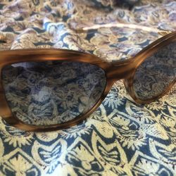 Louis Vuitton tortoise sunglasses model Z0917E.