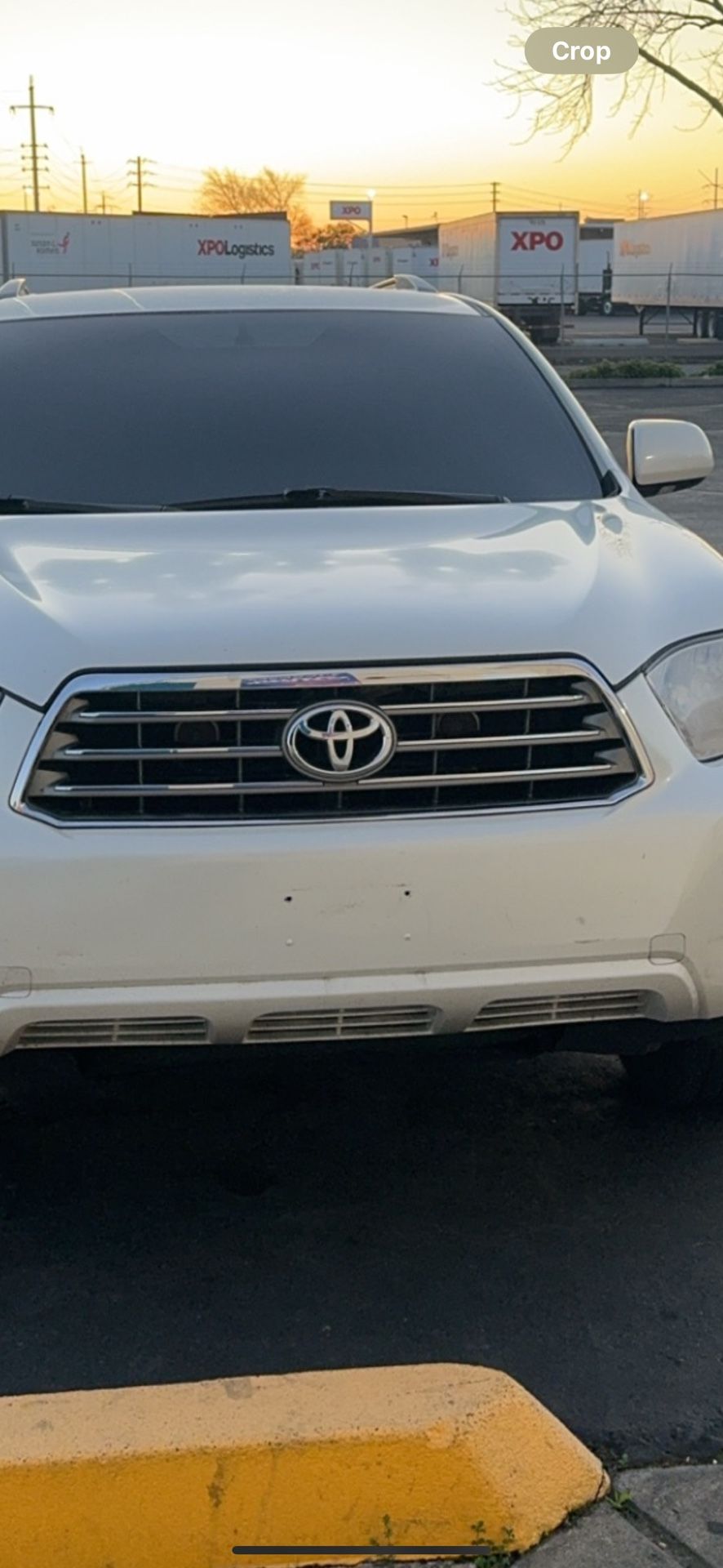 Toyota Highlander grill