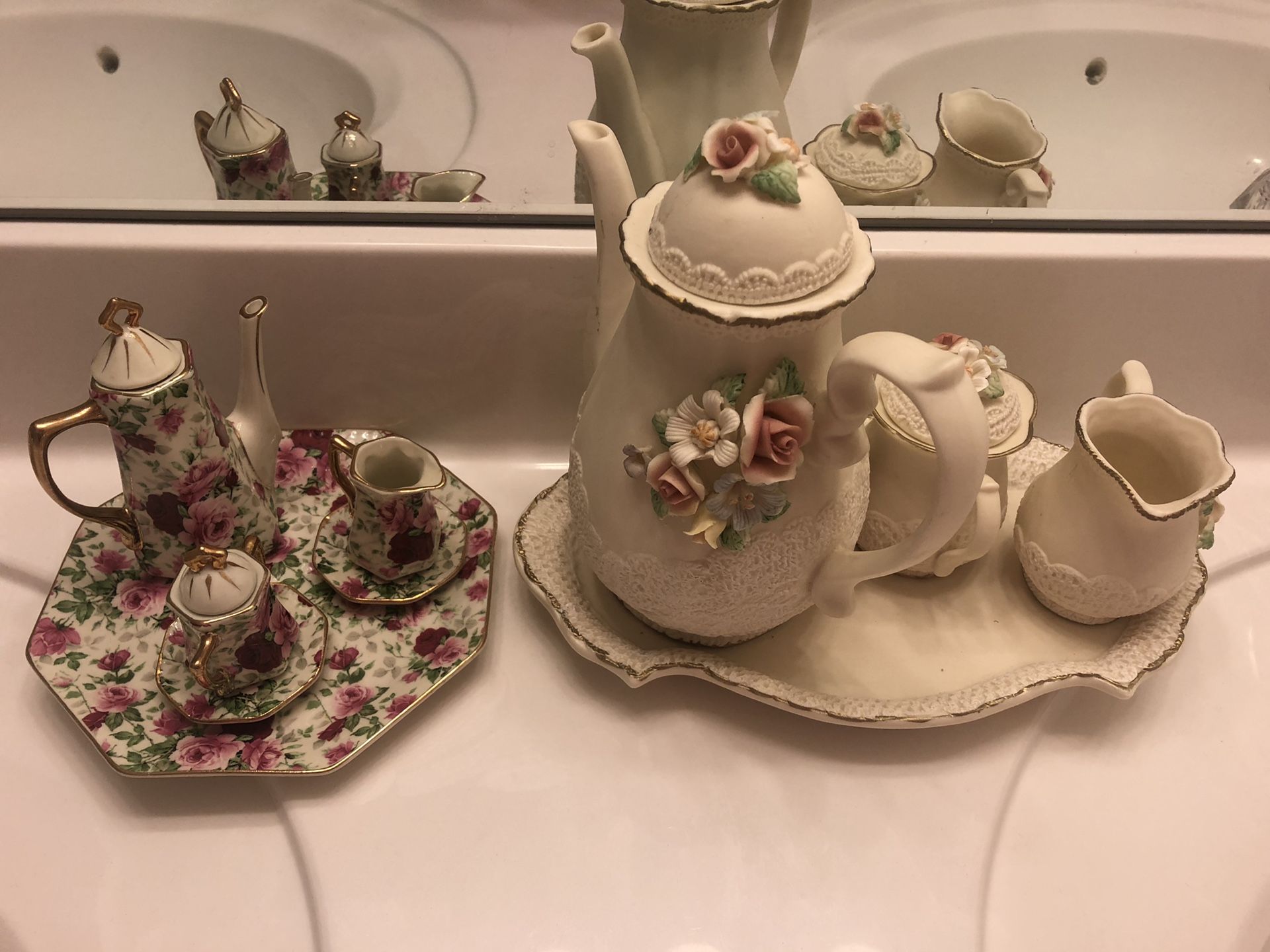 Antique China Tea Set (2)