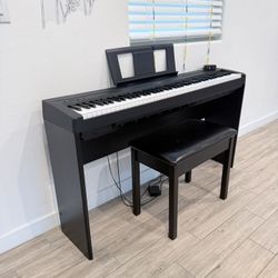  Yamaha Piano P-45 