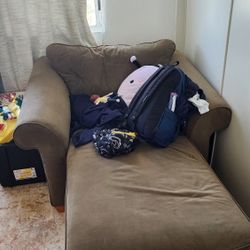 Free Couch Free Couch