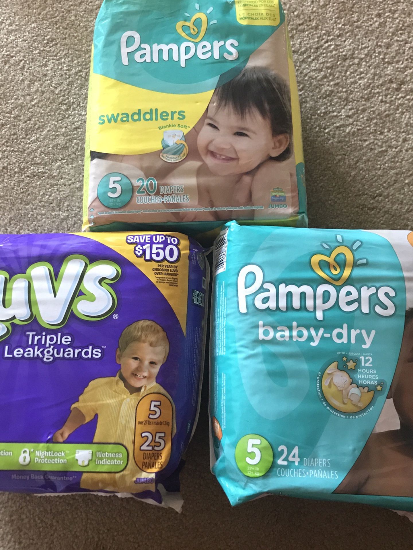 Diapers Sz 5 Luvs & Pampers
