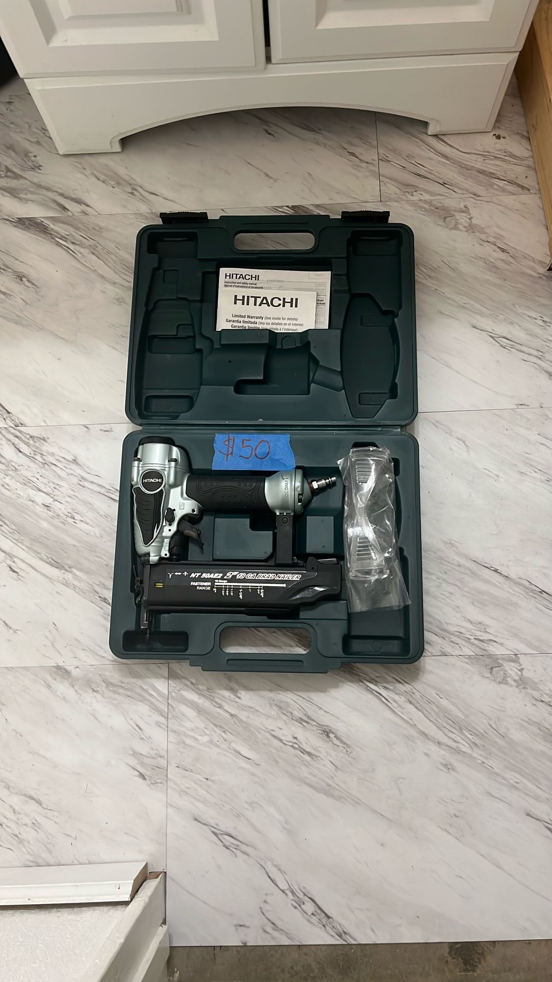 Hitachi Brad Nailer
