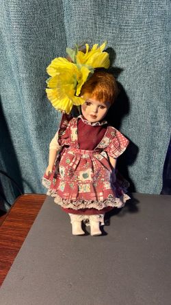 Sturdy Rag Doll. Beautiful Face. Ceramic Head, Arms & Feet