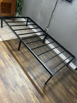 Twin Size Metal Frame