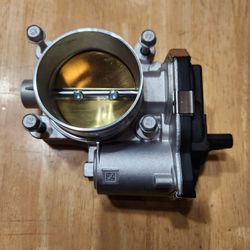 GM Fuel Injection Throttle Body Assembly With Sensor For 2.4L L4 Engine   OBO