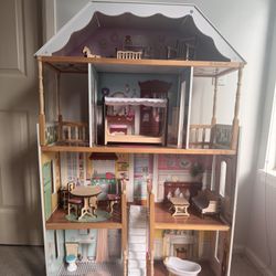 Kidkraft Dollhouse 