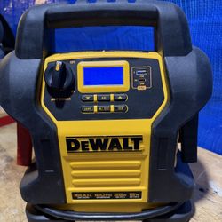 Dewalt Jumpbox