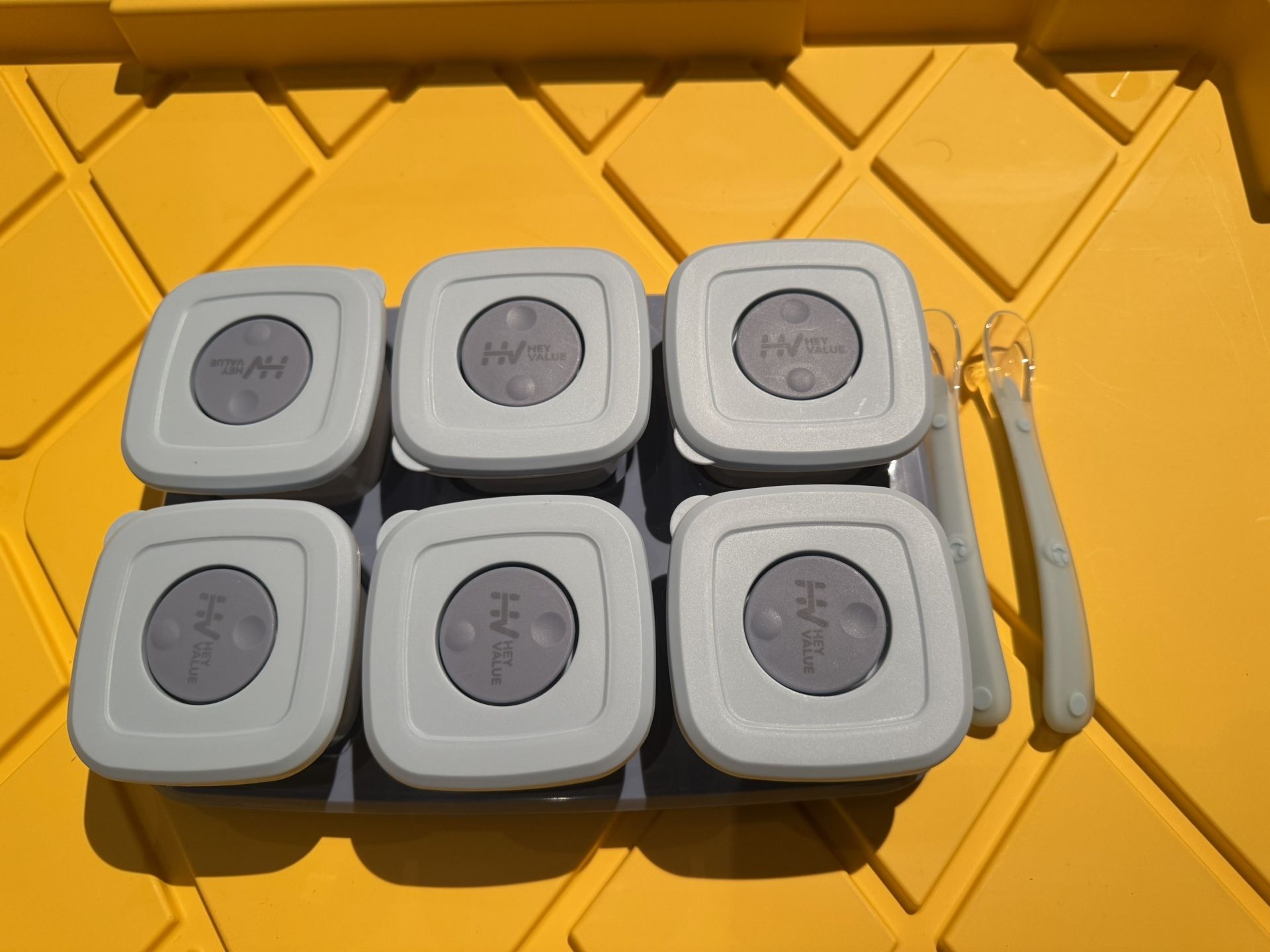 Baby Food Storage Containers (w/ Lids, Tray & 2 Silicone Spoons
