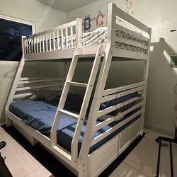 Selling Twin/Full Mattress with Bunk Bed $400