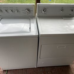 Set Kenmore Gas Dryer And Washer In Good Conditions. Delivery Available 
