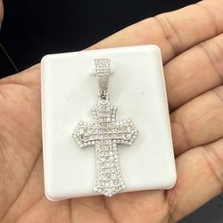 925 Sterling Silver Cross Pendant 