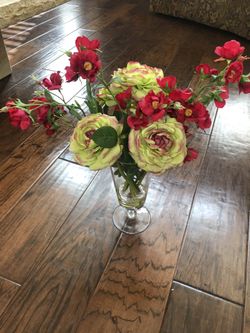 Artificial Flowers decor with vase
