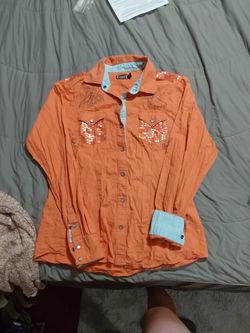 Womens Pearl snap Large shirt