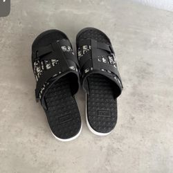 Dior slides 