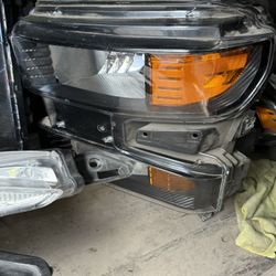 Headlight Chevy Silverado 2019 /2021