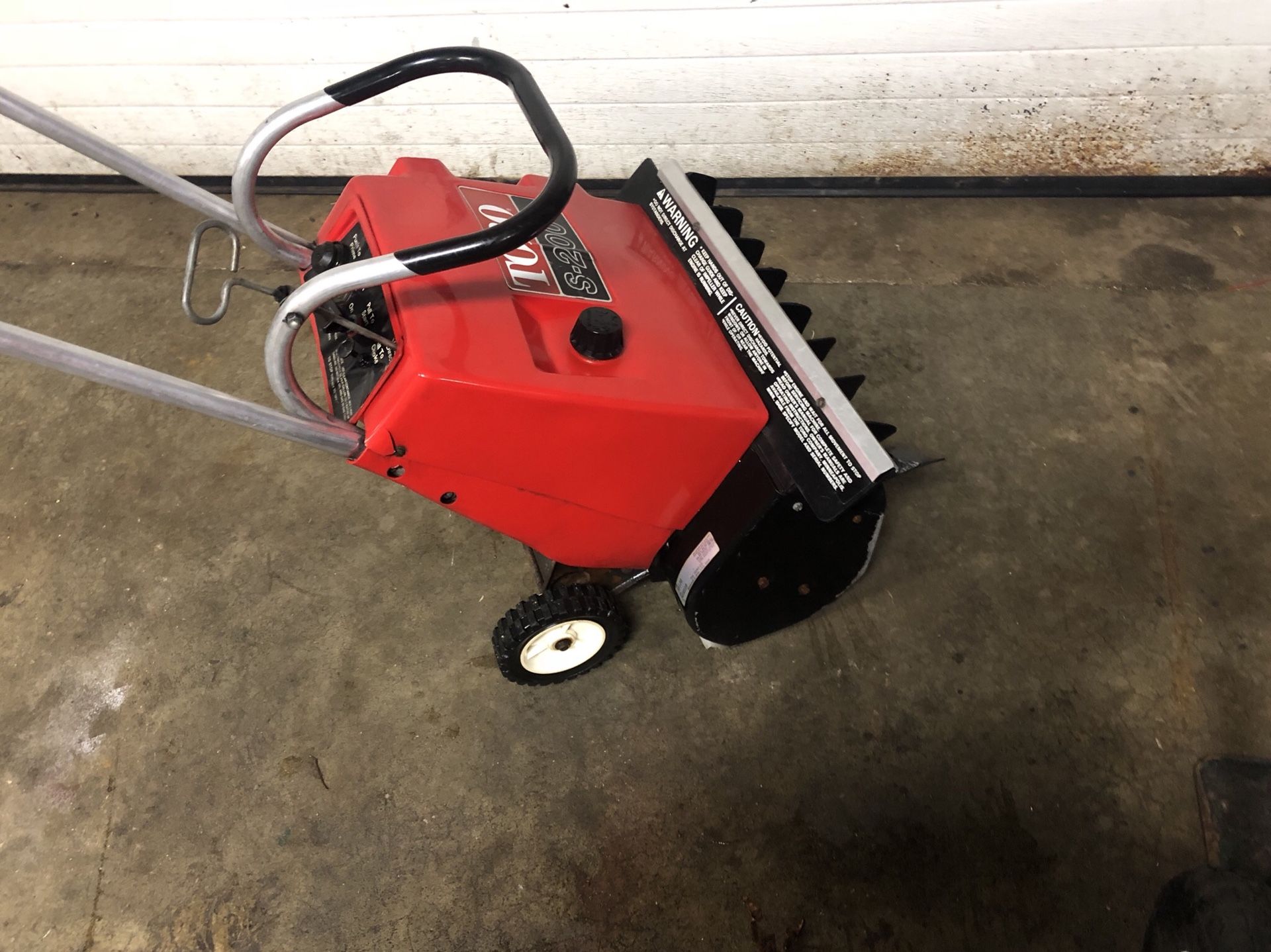 Toro s200 snow blower WORKS GREAT! for Sale in Bolingbrook, IL OfferUp