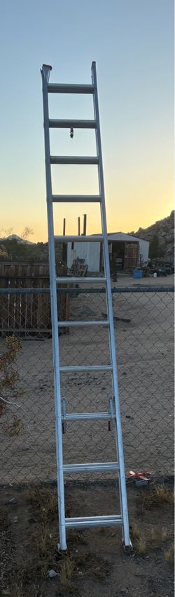 22’ Aluminum Extension Ladder