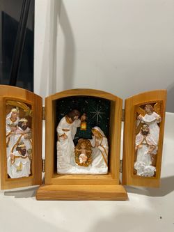 Nativity Scene Triptych Wood and Resin