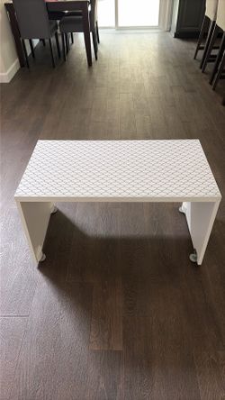 Kids play desk