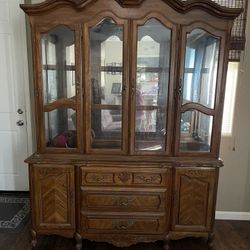 Hutch/Cabinet