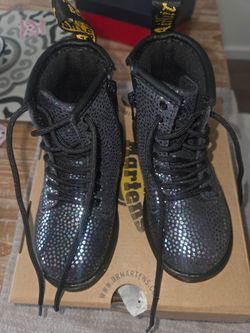 Dr. Martens Kids Glitter Lace-Up Boots size 8