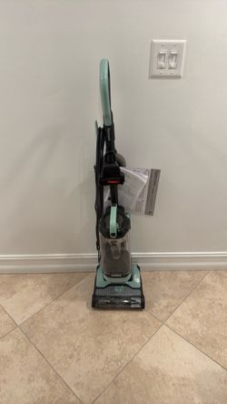 Kenmore Upright Bagless Vacuum Cleaner