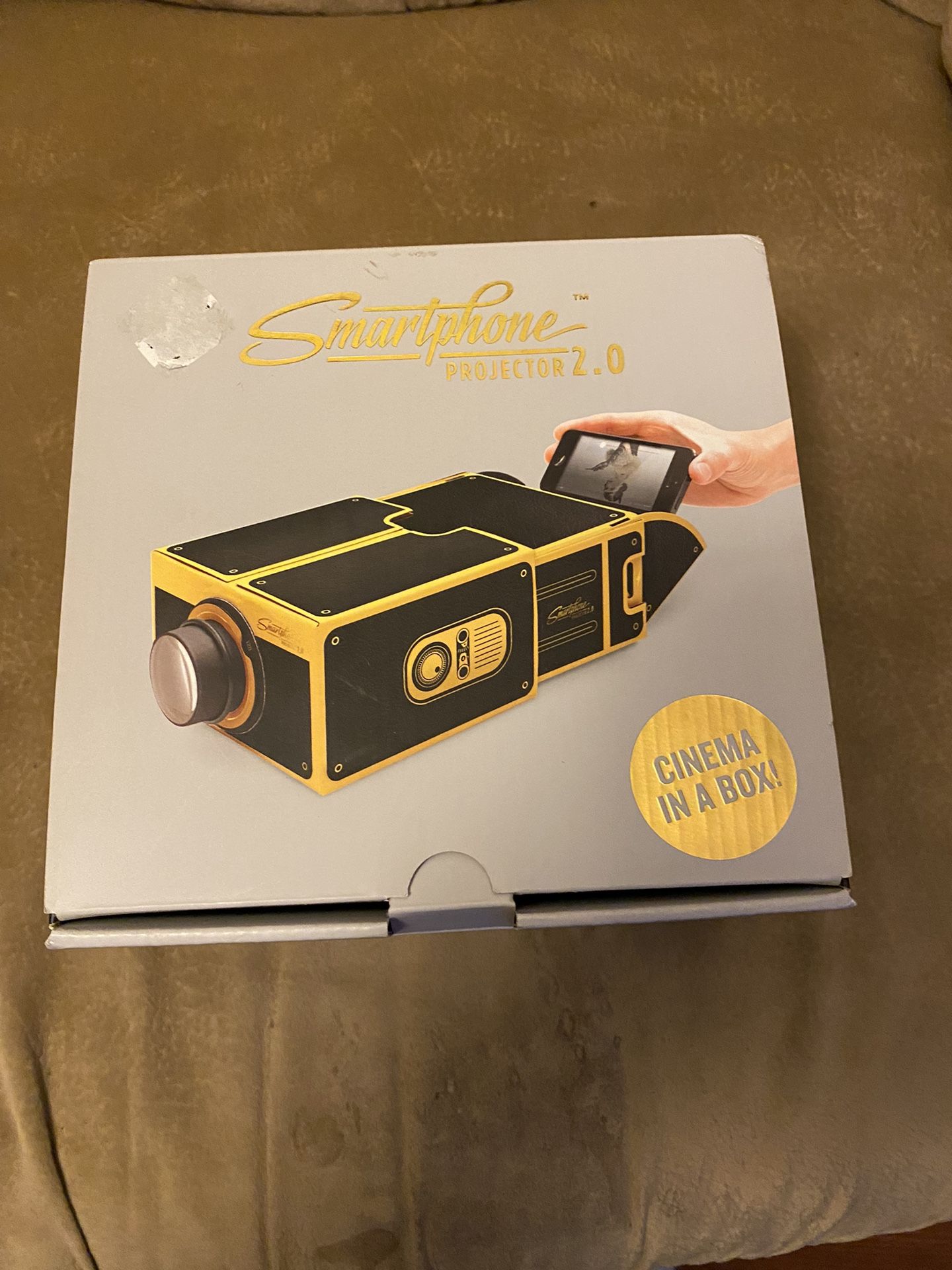 Smartphone Projector 2.0 Cinema in a Box! Cardboard Mobile Home Theater Cinema