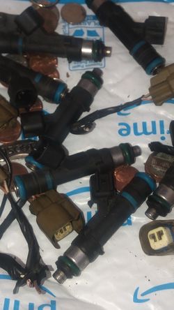 Ford Mustang Fuel Injectors
