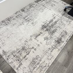 5*7 Rug And Runner, Good Condition. Made In Turkey
