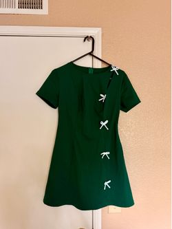 Green short dress