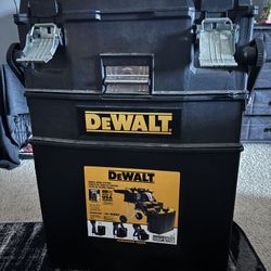 DEWALT 16" 4-in-1 Cantilever Tool Box Mobile Work Center with Removable Tray