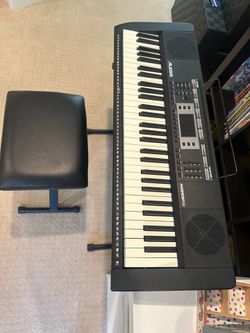 Alesis harmony 61 keyboard with stand & fold out stool
