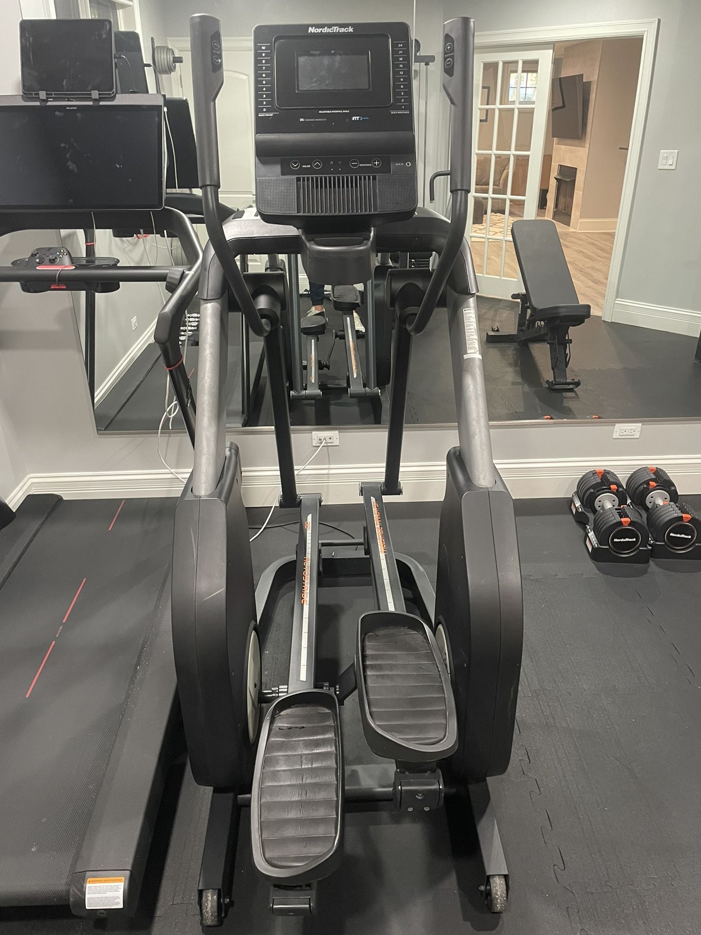 NordicTrack FreeStride Trainer FS7i Elliptical
