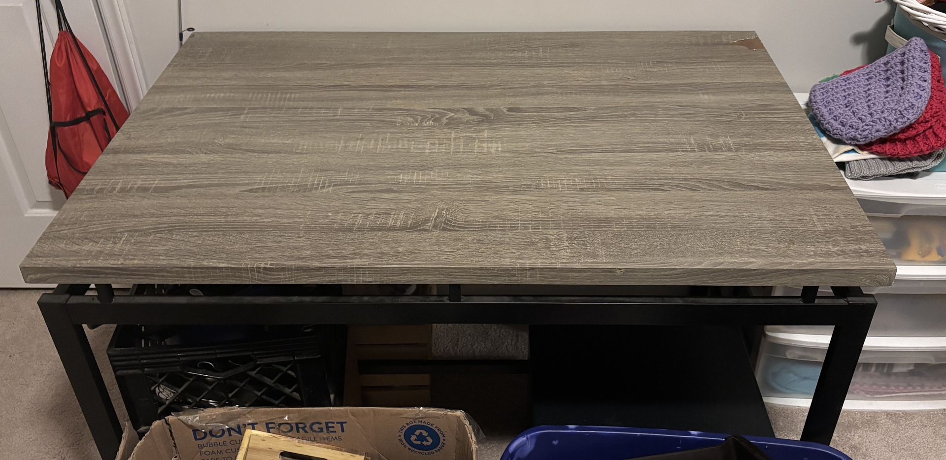Big Large Desk Table (47.25 in L x 29.5 in H x 31.5 in W) (vinyl wood)