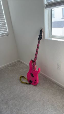 Dean Custom Zone 4 bass PINK