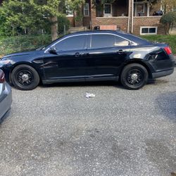 2014 Ford Taurus