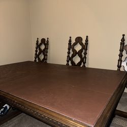 Dining Table 