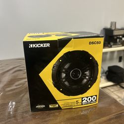 Kicker DSC50