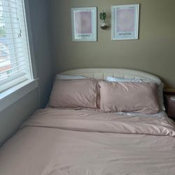 Full Size Upholstered Bed Frame – Like New