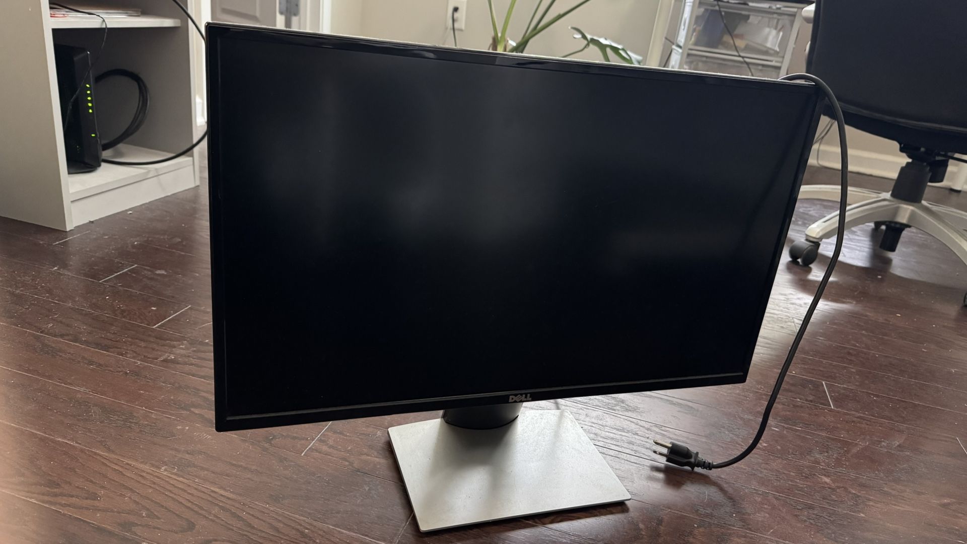 Dell 27” monitor 1080p