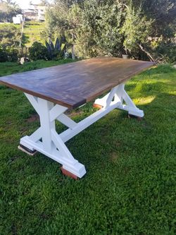 Mejias farm table