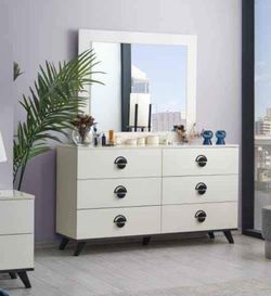 NEW DRESSER PEARL CREAM GLOSSY 59”