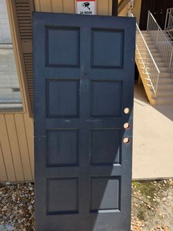 Selling exterior door